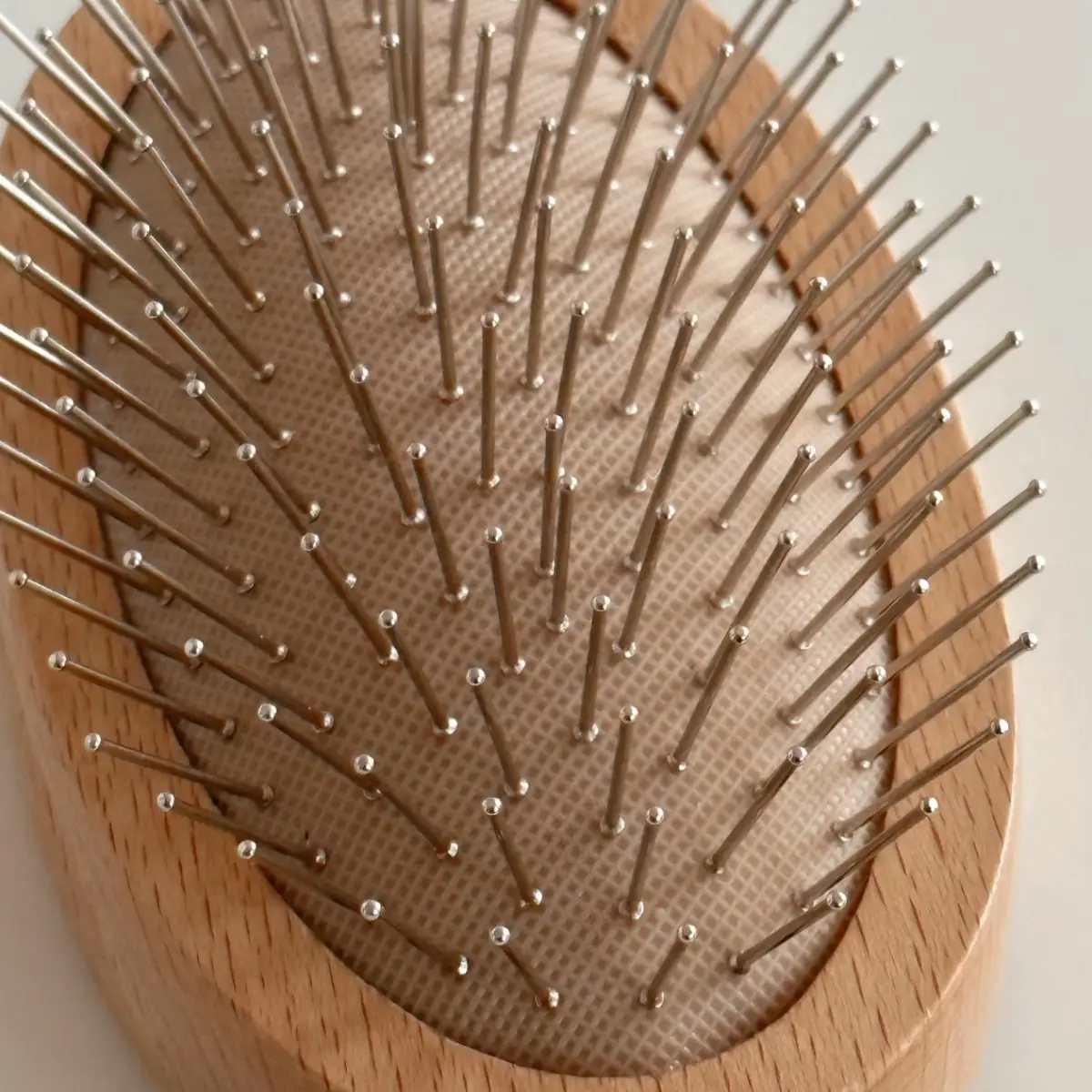 Daily Habits Scalp Massage Brush