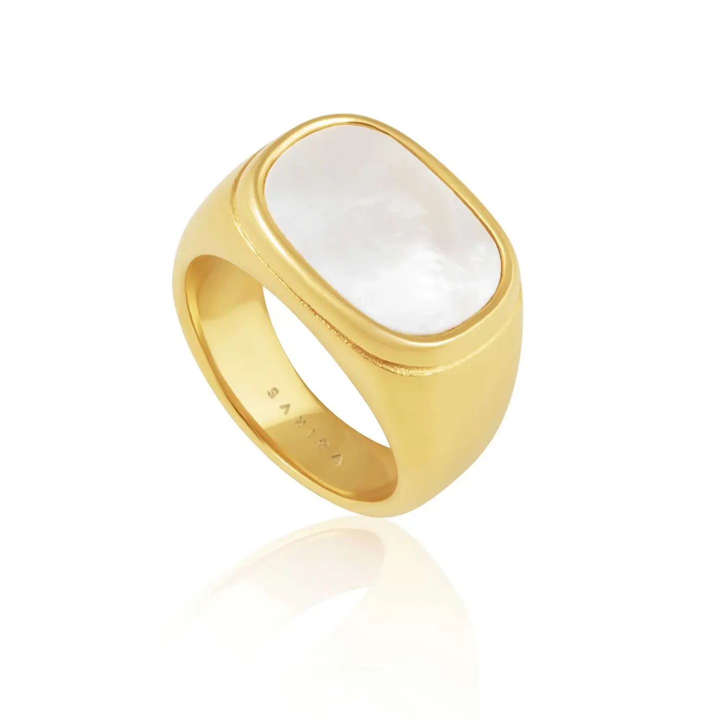 Mother of Pearl Signet Ring Size 6